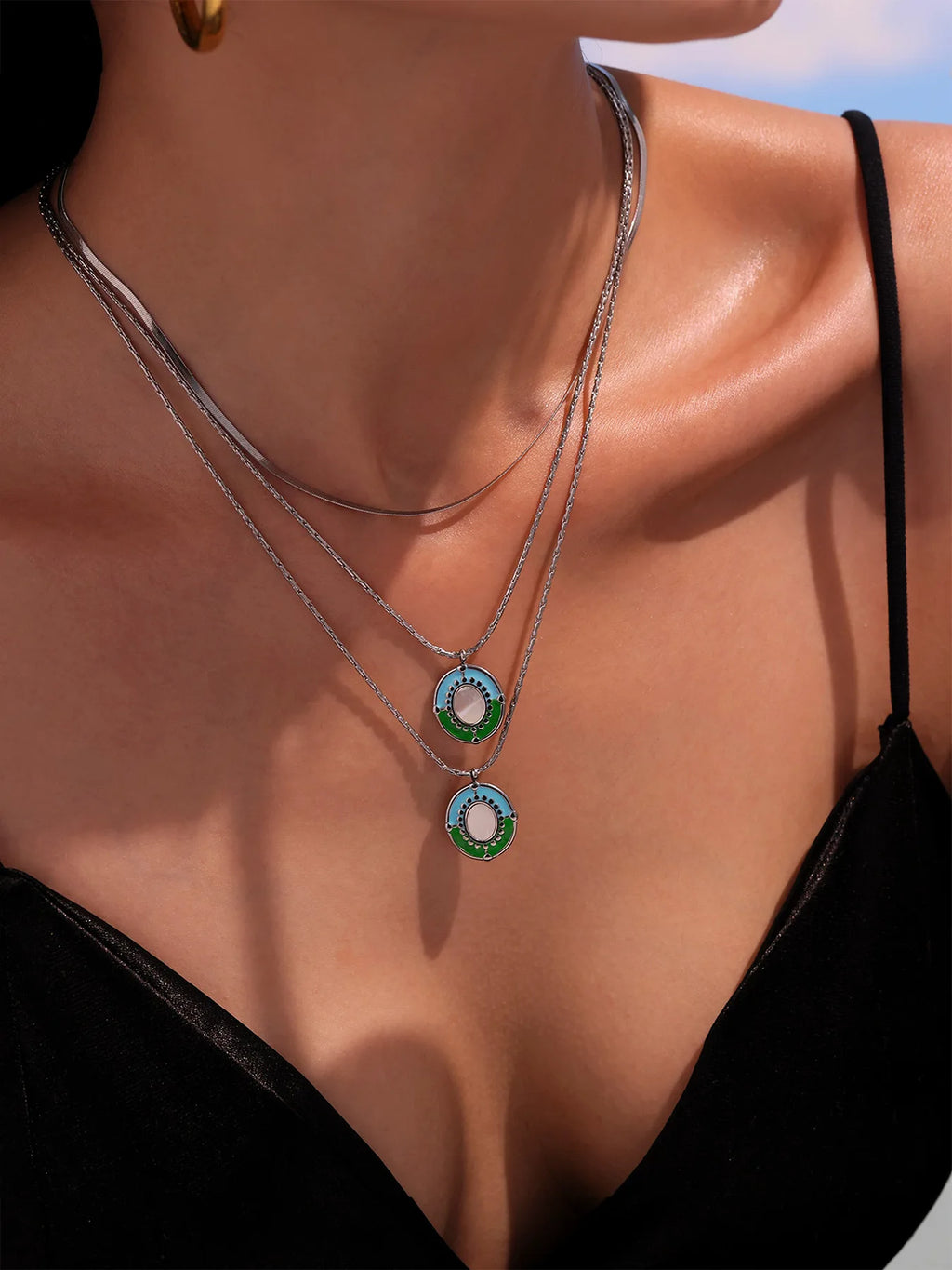 Niche Necklace