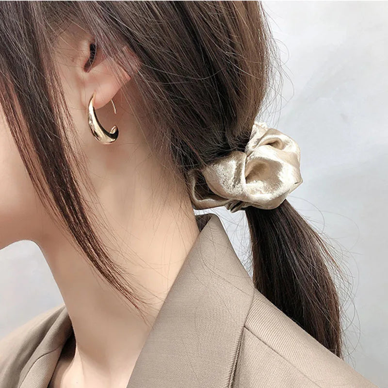 Simple Metal Geometric