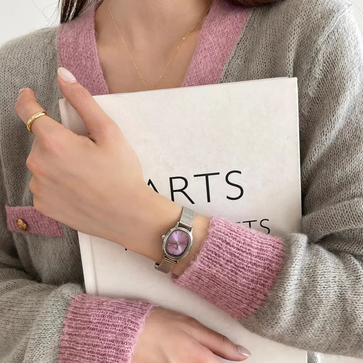 Small Oval Dial Green