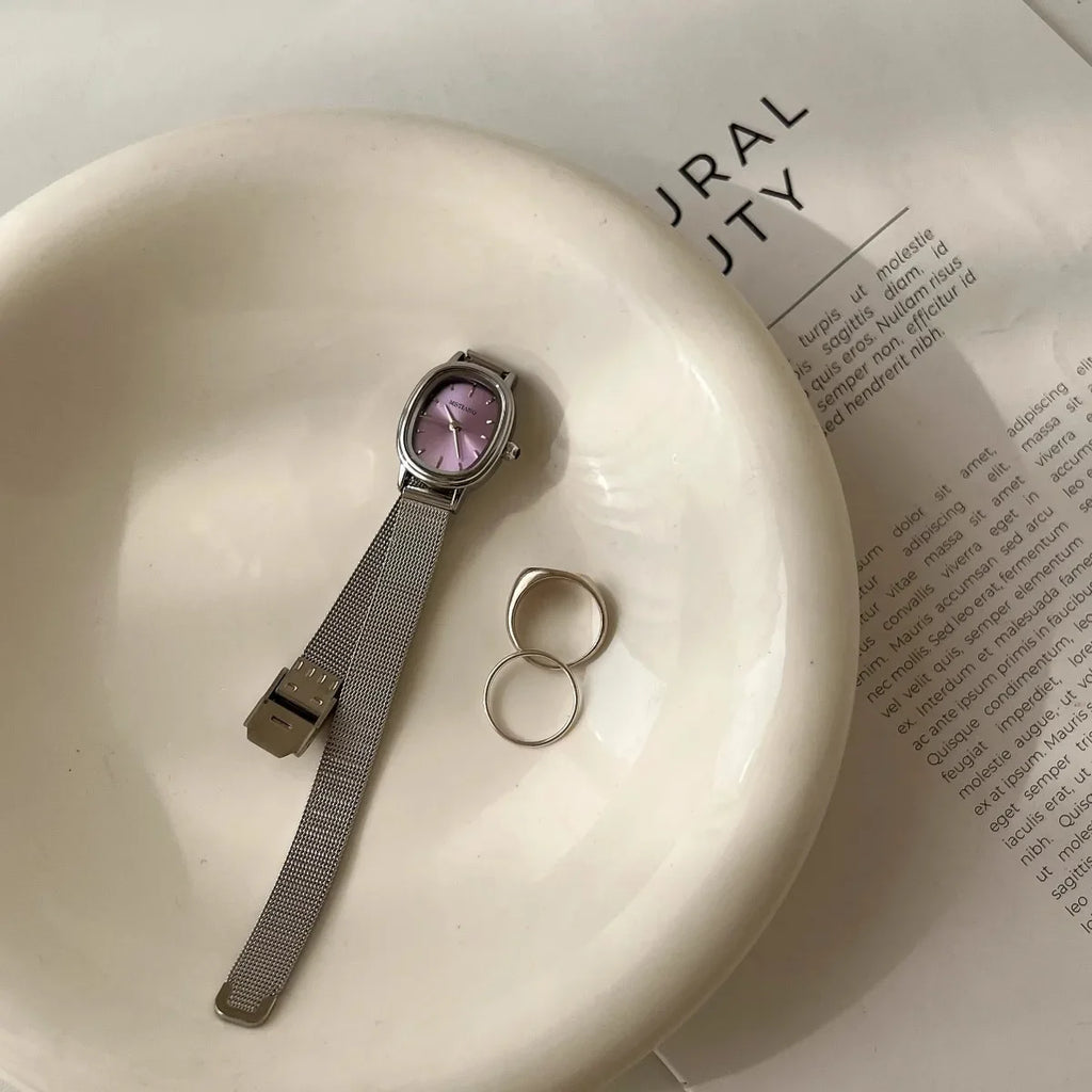 Small Oval Dial Green