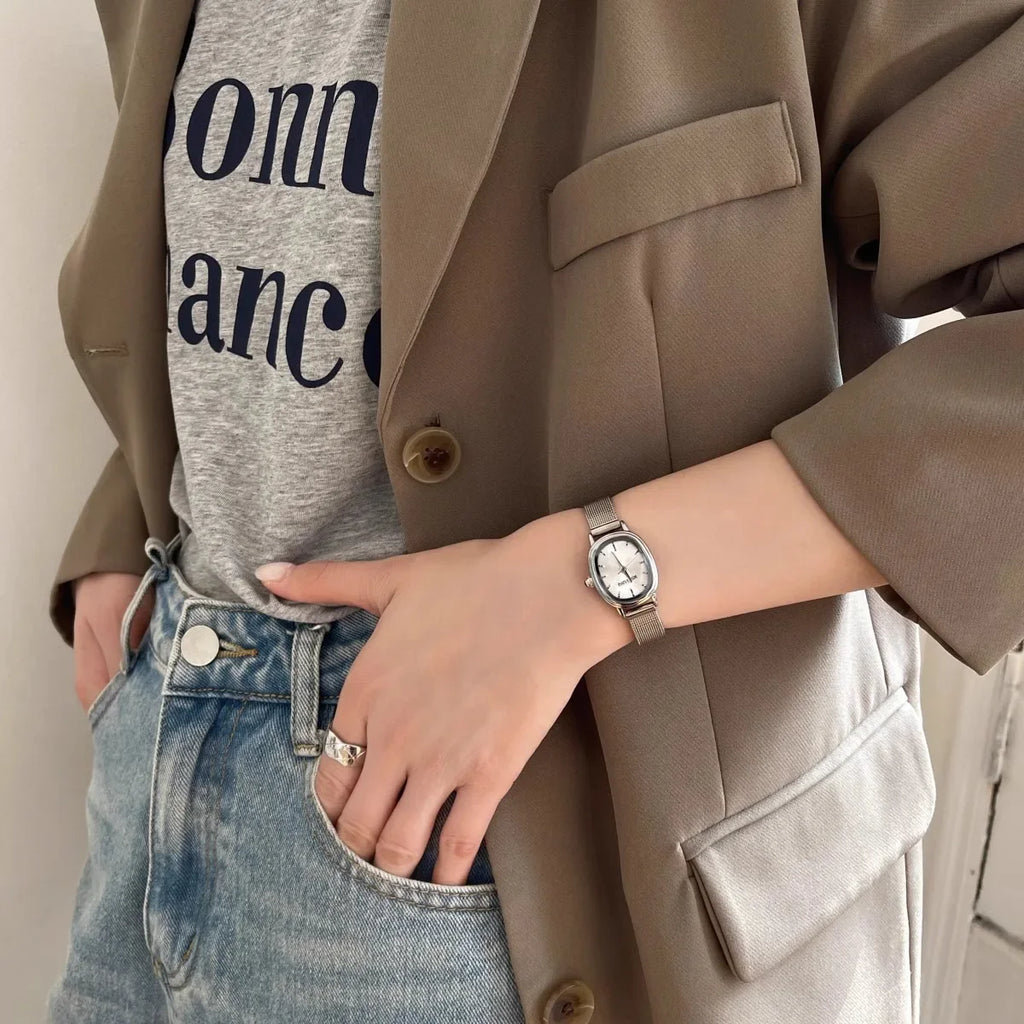 Small Oval Dial Green