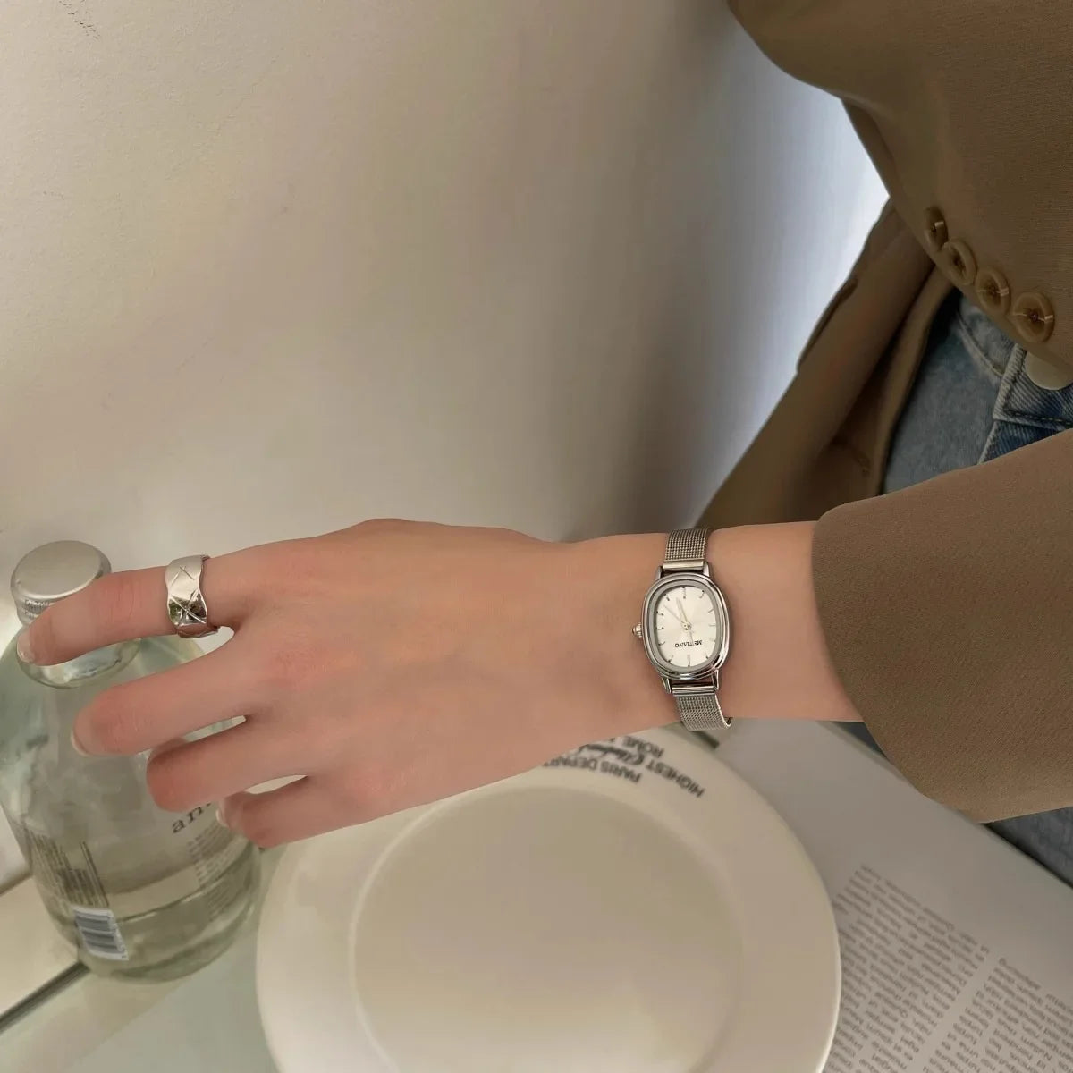 Small Oval Dial Green