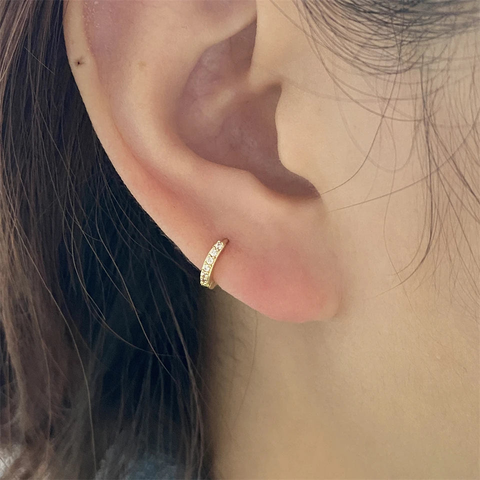 1 Pair Minimal Exquisite